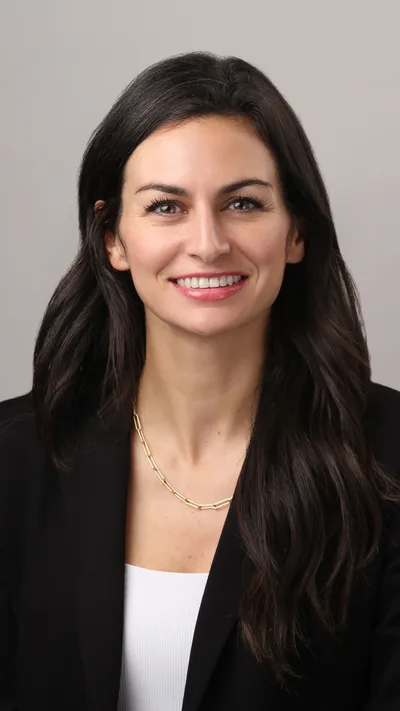 Andrea Fels Headshot