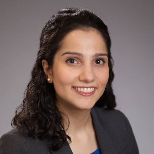 Salma de la Feld headshot