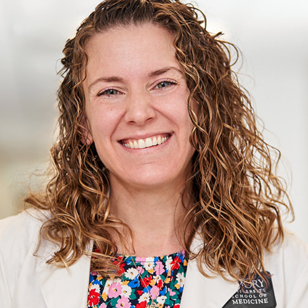 Emily Taylor headshot