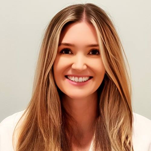 Laura Gilbertson headshot