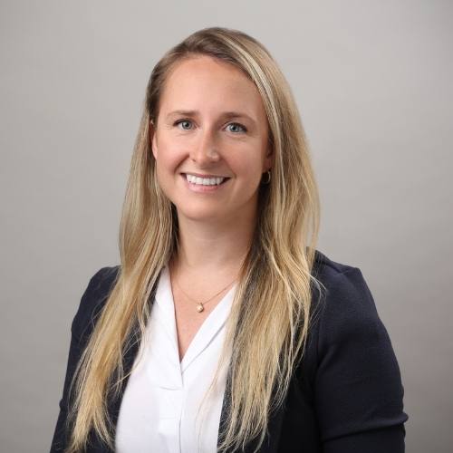 Hillary Hosier headshot