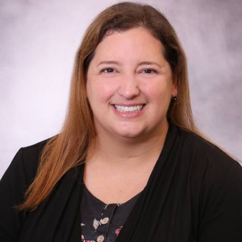  Erin Weinisch headshot