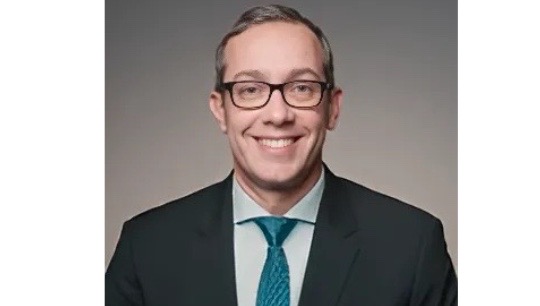 alejandro sardi headshot