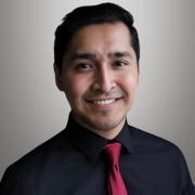 walter ascencios headshot