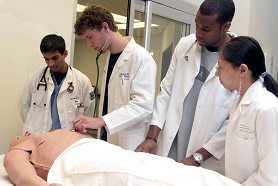 DPT Students in the SIM lab