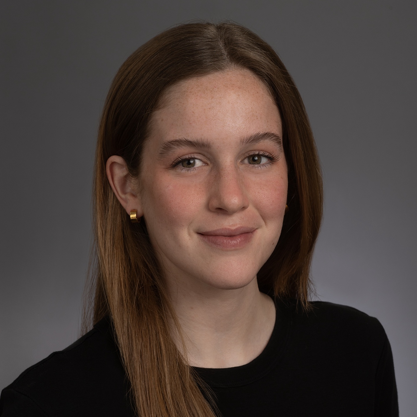 headshot of woman, Maria Andrade