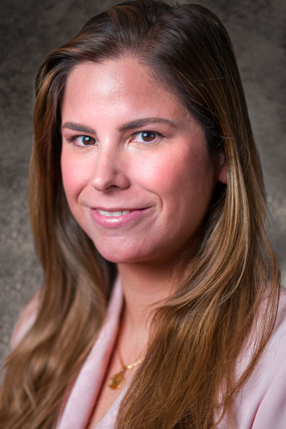 Dr. Gabriela Nores